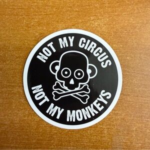 Black and‎ White Skull Sticker